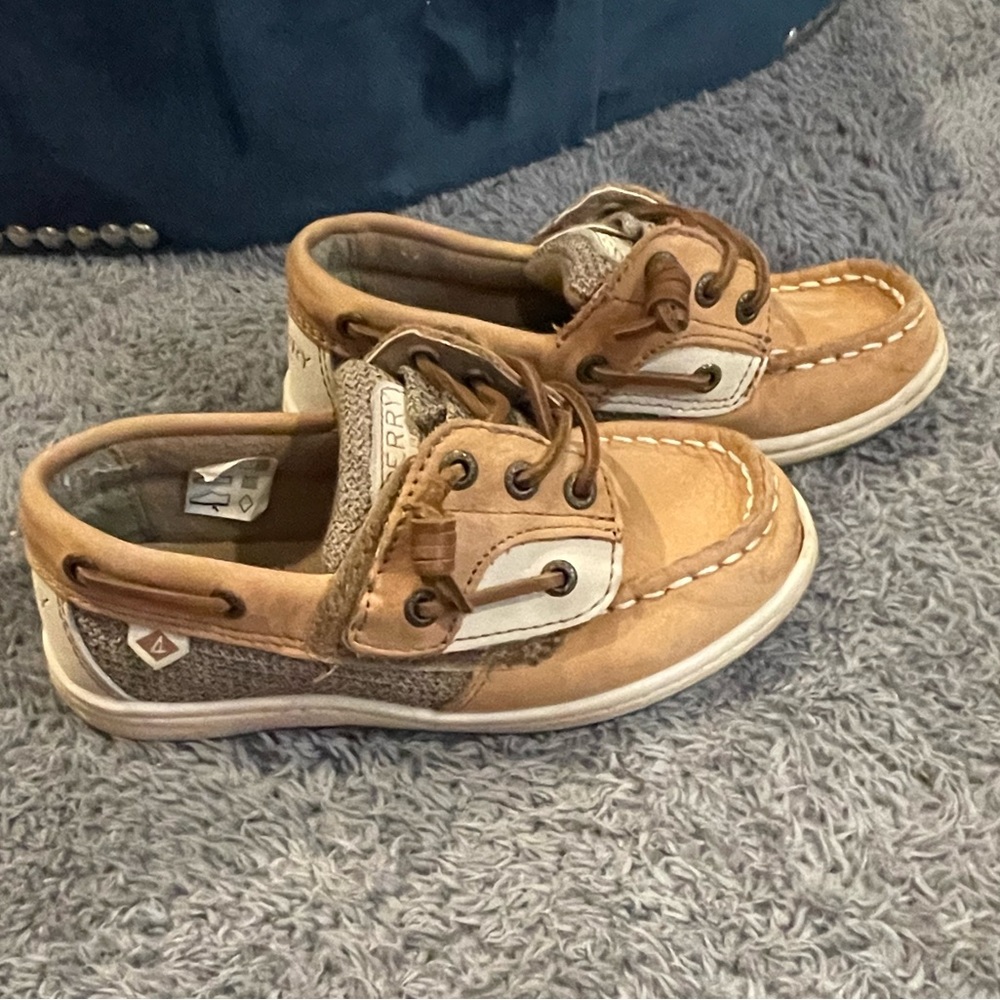Boys sperry boat show excellent condition
